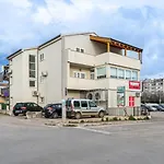 Elegant Two Bedroom Apartment